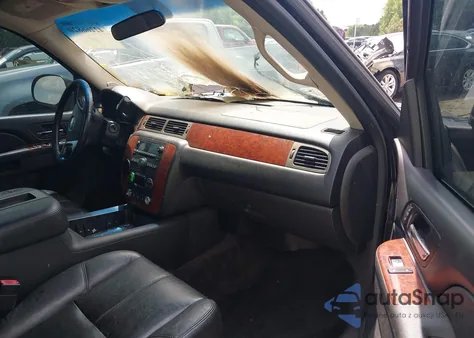 2013 Chevrolet Suburban 1500 Lt from USA, damaged, VIN 1GNSCJE05DR125146